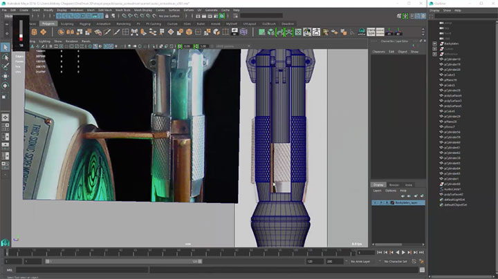 Modeling a Sonic Screwdriver in Maya